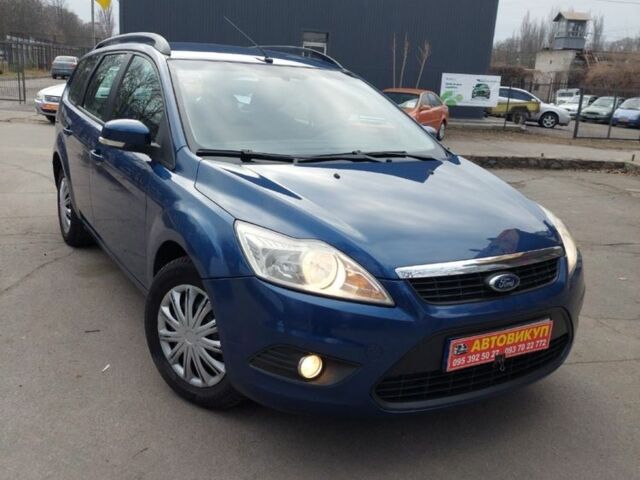 Синий Форд Фокус, объемом двигателя 1.6 л и пробегом 250 тыс. км за 5900 $, фото 1 на Automoto.ua