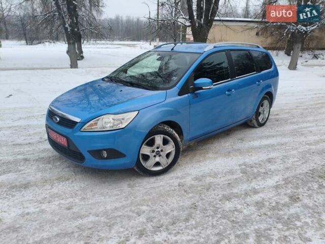 Синий Форд Фокус, объемом двигателя 1.6 л и пробегом 212 тыс. км за 5600 $, фото 1 на Automoto.ua