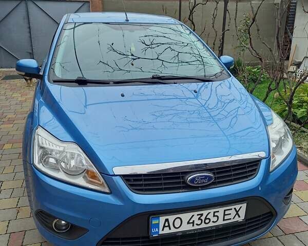 Синий Форд Фокус, объемом двигателя 1.6 л и пробегом 247 тыс. км за 6000 $, фото 1 на Automoto.ua