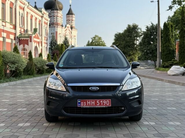 Синий Форд Фокус, объемом двигателя 1.6 л и пробегом 195 тыс. км за 5900 $, фото 1 на Automoto.ua