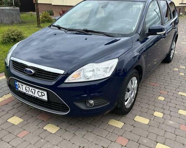 Синий Форд Фокус, объемом двигателя 1.56 л и пробегом 170 тыс. км за 5500 $, фото 1 на Automoto.ua