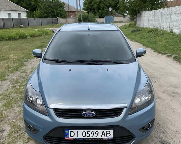 Форд Фокус 2009 в Харькове на Automoto.ua Синий Форд Фокус, объемом двигателя 2 л и пробегом 285 тыс. км за 5500 $, фото 1 на Automoto.ua