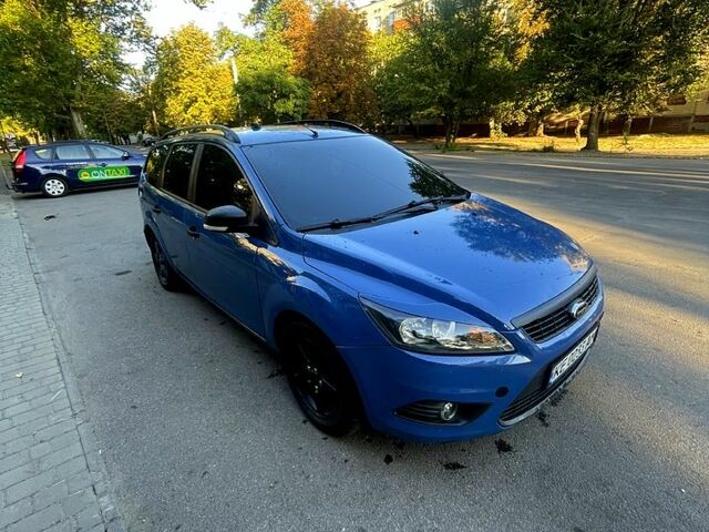 Синий Форд Фокус, объемом двигателя 1.6 л и пробегом 390 тыс. км за 6200 $, фото 1 на Automoto.ua