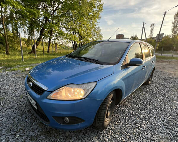 Форд Фокус 2009 в Львове на Automoto.ua Синий Форд Фокус, объемом двигателя 1.6 л и пробегом 289 тыс. км за 5100 $, фото 1 на Automoto.ua