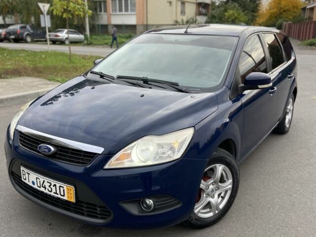 Синий Форд Фокус, объемом двигателя 1.6 л и пробегом 214 тыс. км за 4199 $, фото 1 на Automoto.ua