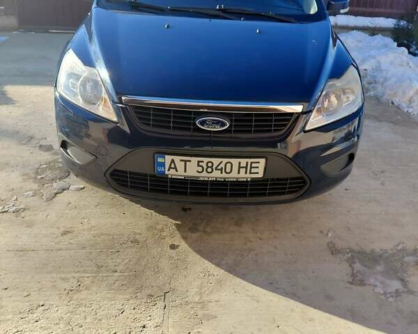 Синій Форд Фокус, об'ємом двигуна 2 л та пробігом 330 тис. км за 5700 $, фото 1 на Automoto.ua