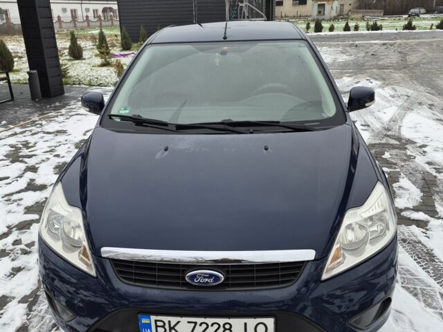 Синий Форд Фокус, объемом двигателя 1.6 л и пробегом 173 тыс. км за 6000 $, фото 1 на Automoto.ua