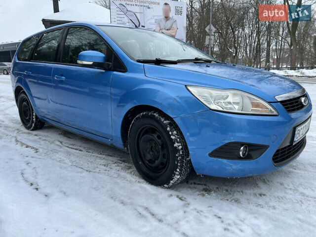 Синий Форд Фокус, объемом двигателя 1.6 л и пробегом 312 тыс. км за 5550 $, фото 1 на Automoto.ua