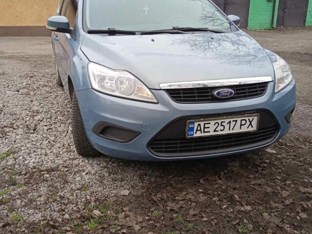 Синий Форд Фокус, объемом двигателя 1.6 л и пробегом 246 тыс. км за 5400 $, фото 1 на Automoto.ua