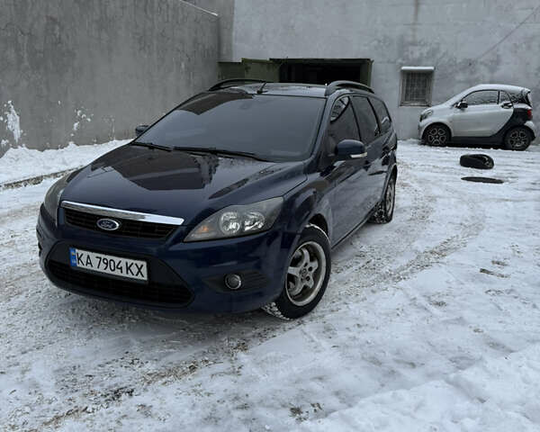 Синий Форд Фокус, объемом двигателя 1.6 л и пробегом 285 тыс. км за 5250 $, фото 1 на Automoto.ua