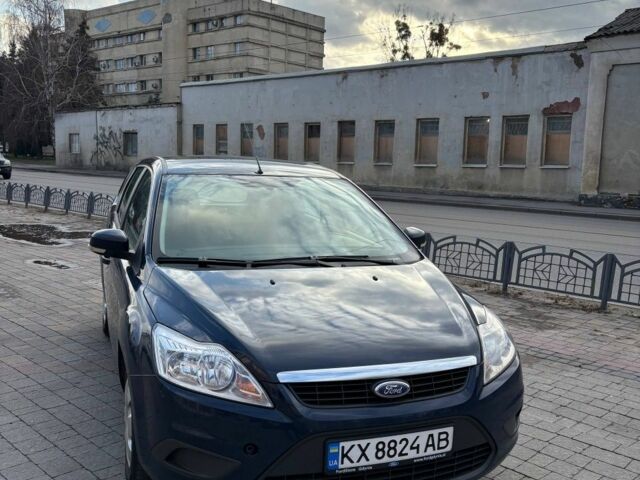 Синий Форд Фокус, объемом двигателя 1.6 л и пробегом 240 тыс. км за 4800 $, фото 1 на Automoto.ua