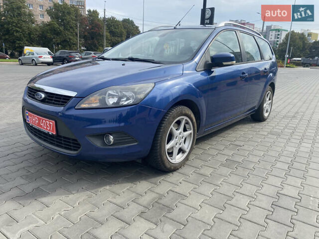Синий Форд Фокус, объемом двигателя 1.6 л и пробегом 240 тыс. км за 4800 $, фото 1 на Automoto.ua