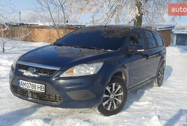 Синій Форд Фокус, об'ємом двигуна 1.6 л та пробігом 267 тис. км за 5300 $, фото 1 на Automoto.ua
