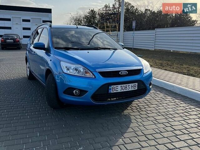 Синий Форд Фокус, объемом двигателя 1.6 л и пробегом 250 тыс. км за 5900 $, фото 1 на Automoto.ua