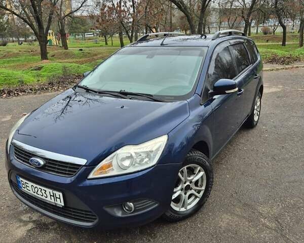Синий Форд Фокус, объемом двигателя 1.6 л и пробегом 240 тыс. км за 6300 $, фото 1 на Automoto.ua