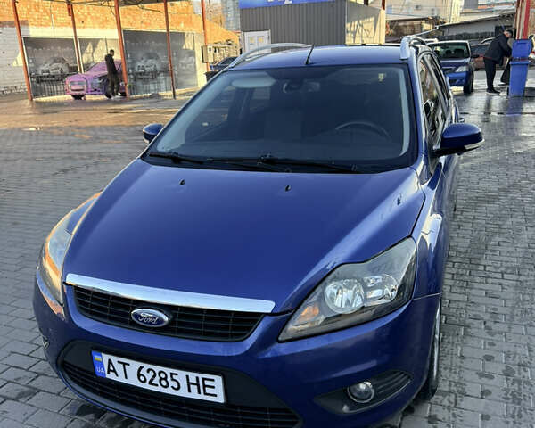 Синий Форд Фокус, объемом двигателя 1.6 л и пробегом 277 тыс. км за 5400 $, фото 1 на Automoto.ua