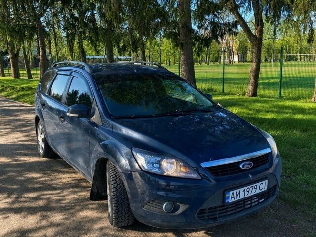 Синий Форд Фокус, объемом двигателя 1.6 л и пробегом 255 тыс. км за 5000 $, фото 1 на Automoto.ua