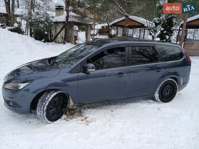 Синій Форд Фокус, об'ємом двигуна 1.6 л та пробігом 225 тис. км за 6000 $, фото 1 на Automoto.ua