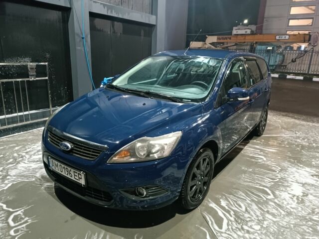 Синій Форд Фокус, об'ємом двигуна 1.8 л та пробігом 220 тис. км за 3100 $, фото 1 на Automoto.ua