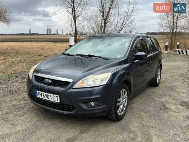 Синий Форд Фокус, объемом двигателя 1.6 л и пробегом 217 тыс. км за 5500 $, фото 1 на Automoto.ua