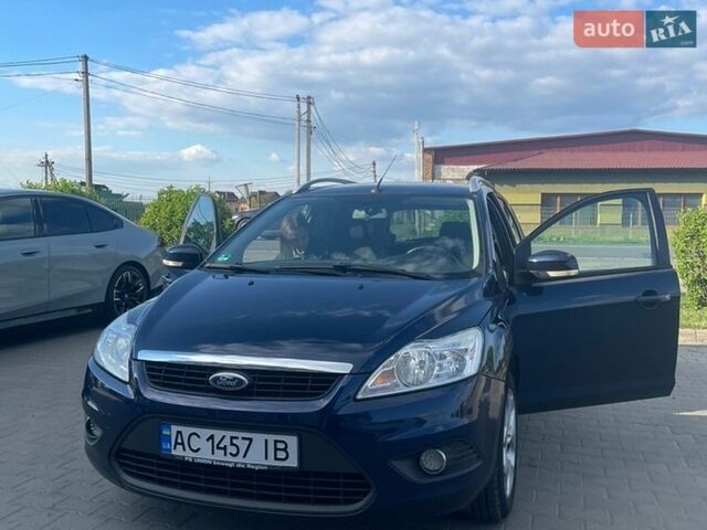 Синий Форд Фокус, объемом двигателя 1.6 л и пробегом 262 тыс. км за 5500 $, фото 1 на Automoto.ua