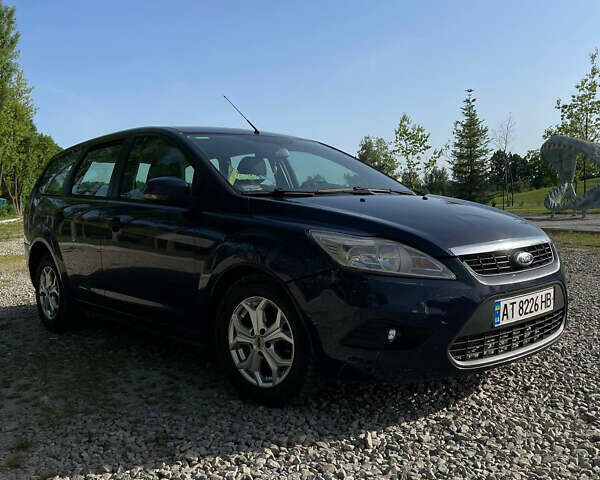 Синий Форд Фокус, объемом двигателя 1.56 л и пробегом 200 тыс. км за 3850 $, фото 1 на Automoto.ua