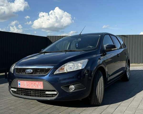 Синій Форд Фокус, об'ємом двигуна 1.8 л та пробігом 228 тис. км за 5950 $, фото 1 на Automoto.ua