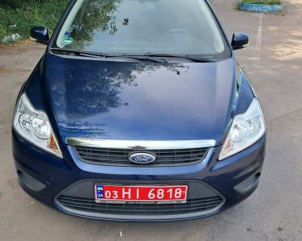 Синий Форд Фокус, объемом двигателя 1.6 л и пробегом 141 тыс. км за 6100 $, фото 1 на Automoto.ua