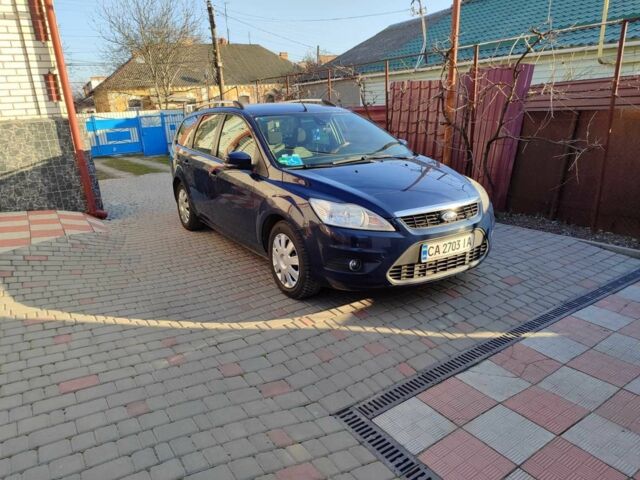 Синій Форд Фокус, об'ємом двигуна 1.6 л та пробігом 220 тис. км за 5500 $, фото 1 на Automoto.ua