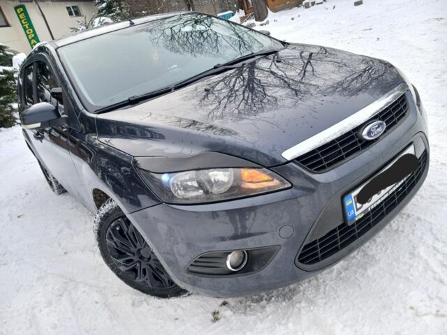 Синий Форд Фокус, объемом двигателя 1.6 л и пробегом 262 тыс. км за 6450 $, фото 1 на Automoto.ua