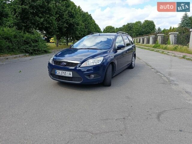 Синій Форд Фокус, об'ємом двигуна 1.56 л та пробігом 220 тис. км за 5200 $, фото 1 на Automoto.ua