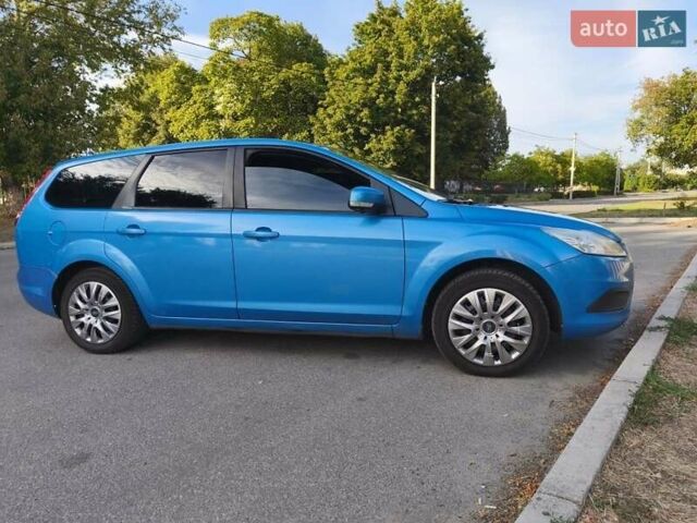Синій Форд Фокус, об'ємом двигуна 2 л та пробігом 326 тис. км за 6500 $, фото 1 на Automoto.ua