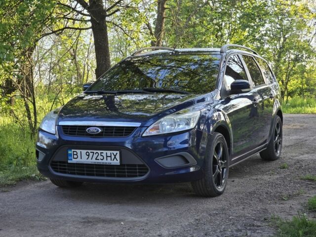 Синий Форд Фокус, объемом двигателя 1.6 л и пробегом 313 тыс. км за 5299 $, фото 1 на Automoto.ua