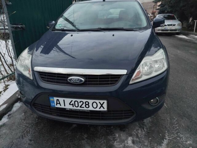 Синий Форд Фокус, объемом двигателя 1.6 л и пробегом 334 тыс. км за 5600 $, фото 1 на Automoto.ua