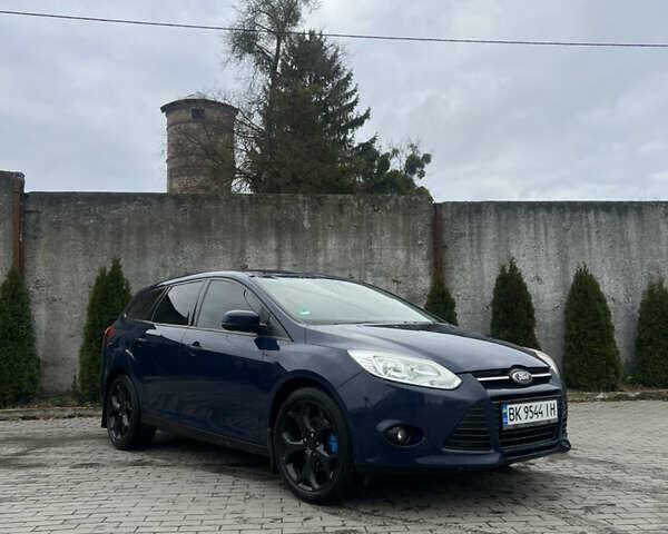 Синій Форд Фокус, об'ємом двигуна 1.56 л та пробігом 240 тис. км за 7400 $, фото 1 на Automoto.ua