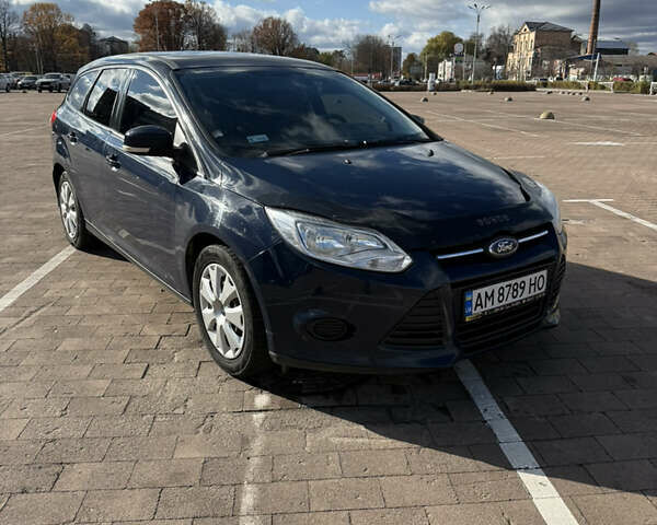 Синий Форд Фокус, объемом двигателя 1.6 л и пробегом 326 тыс. км за 6200 $, фото 1 на Automoto.ua