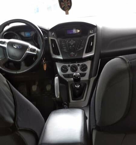 Синий Форд Фокус, объемом двигателя 1.56 л и пробегом 346 тыс. км за 7000 $, фото 1 на Automoto.ua