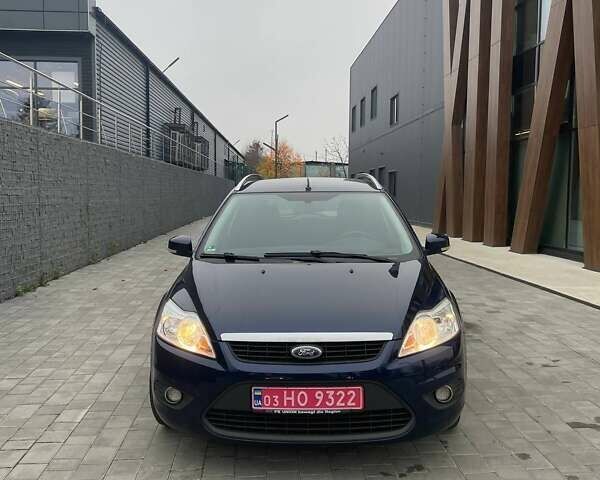 Синий Форд Фокус, объемом двигателя 1.6 л и пробегом 256 тыс. км за 6000 $, фото 1 на Automoto.ua
