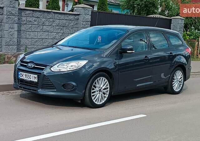 Синий Форд Фокус, объемом двигателя 1.6 л и пробегом 248 тыс. км за 5550 $, фото 1 на Automoto.ua