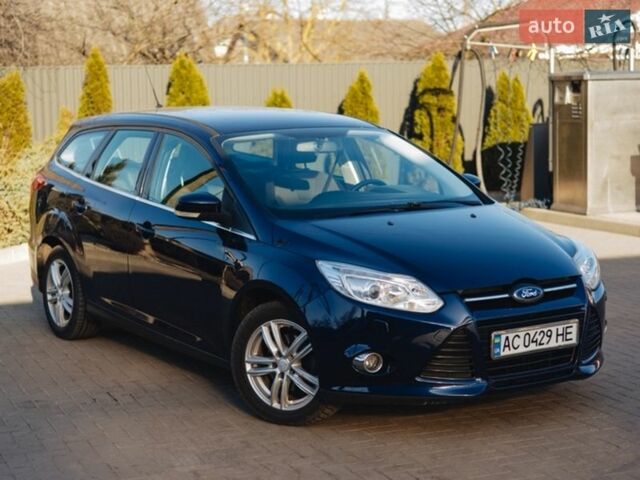 Синий Форд Фокус, объемом двигателя 1.56 л и пробегом 218 тыс. км за 8500 $, фото 1 на Automoto.ua