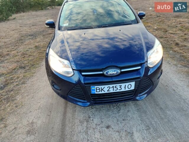 Синий Форд Фокус, объемом двигателя 1.56 л и пробегом 330 тыс. км за 7800 $, фото 1 на Automoto.ua