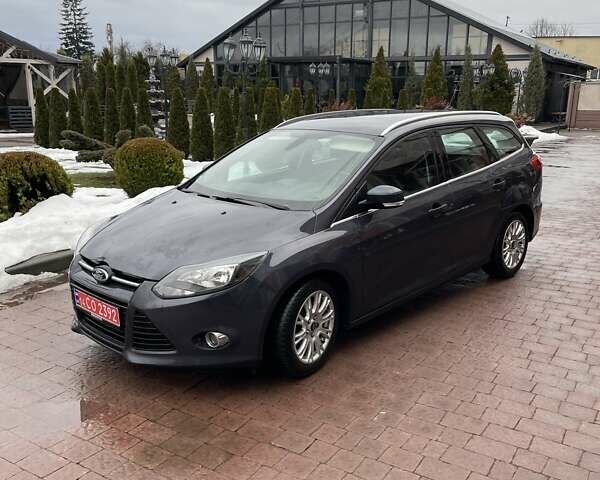Синій Форд Фокус, об'ємом двигуна 1.6 л та пробігом 230 тис. км за 7999 $, фото 1 на Automoto.ua