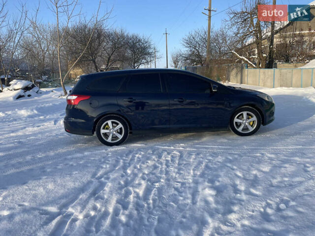 Синий Форд Фокус, объемом двигателя 1.6 л и пробегом 305 тыс. км за 7000 $, фото 1 на Automoto.ua