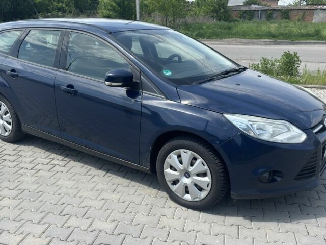 Синій Форд Фокус, об'ємом двигуна 1.6 л та пробігом 304 тис. км за 6526 $, фото 1 на Automoto.ua