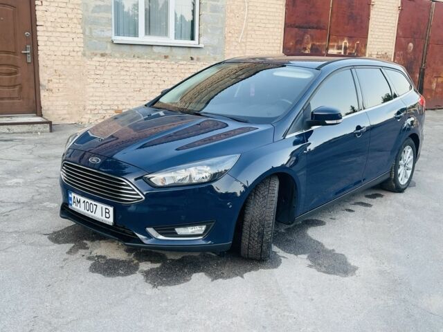 Синий Форд Фокус, объемом двигателя 2 л и пробегом 235 тыс. км за 10900 $, фото 1 на Automoto.ua