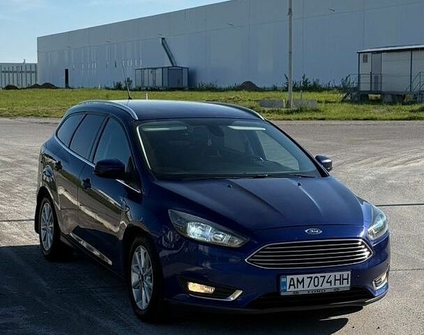 Синій Форд Фокус, об'ємом двигуна 2 л та пробігом 245 тис. км за 8900 $, фото 1 на Automoto.ua