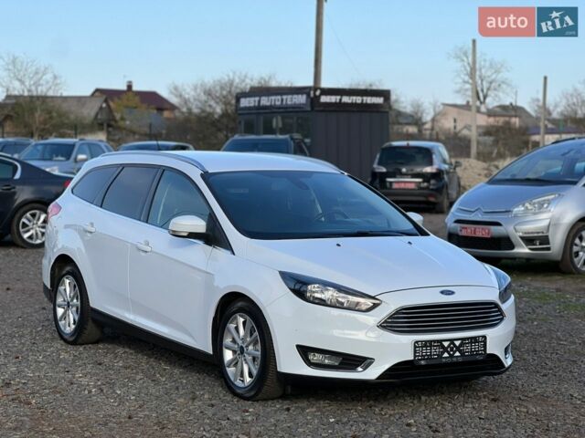 Синий Форд Фокус, объемом двигателя 1.5 л и пробегом 191 тыс. км за 9750 $, фото 1 на Automoto.ua