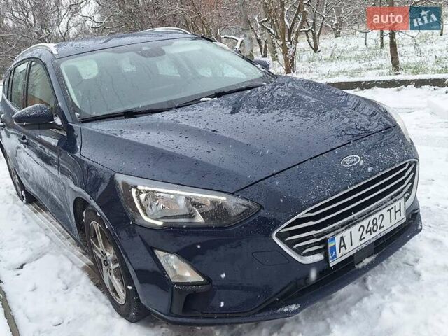 Синий Форд Фокус, объемом двигателя 1.5 л и пробегом 221 тыс. км за 14750 $, фото 1 на Automoto.ua