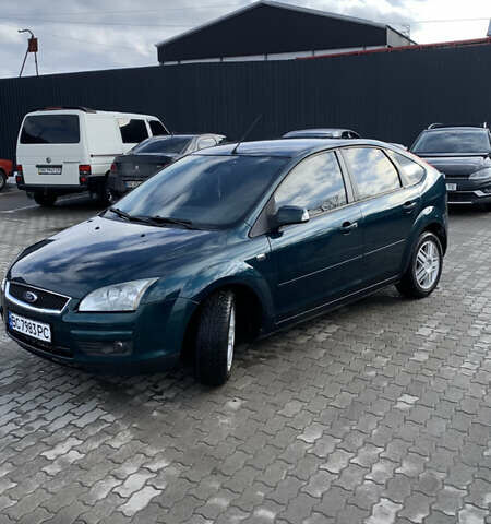 Зелений Форд Фокус, об'ємом двигуна 1.8 л та пробігом 257 тис. км за 5000 $, фото 1 на Automoto.ua