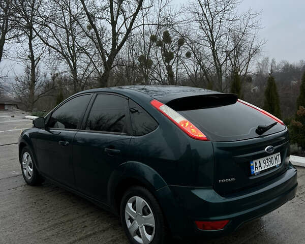Зеленый Форд Фокус, объемом двигателя 1.6 л и пробегом 241 тыс. км за 4850 $, фото 1 на Automoto.ua